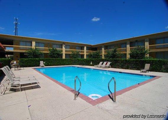 Hotel Elev8 Conroe Extérieur photo