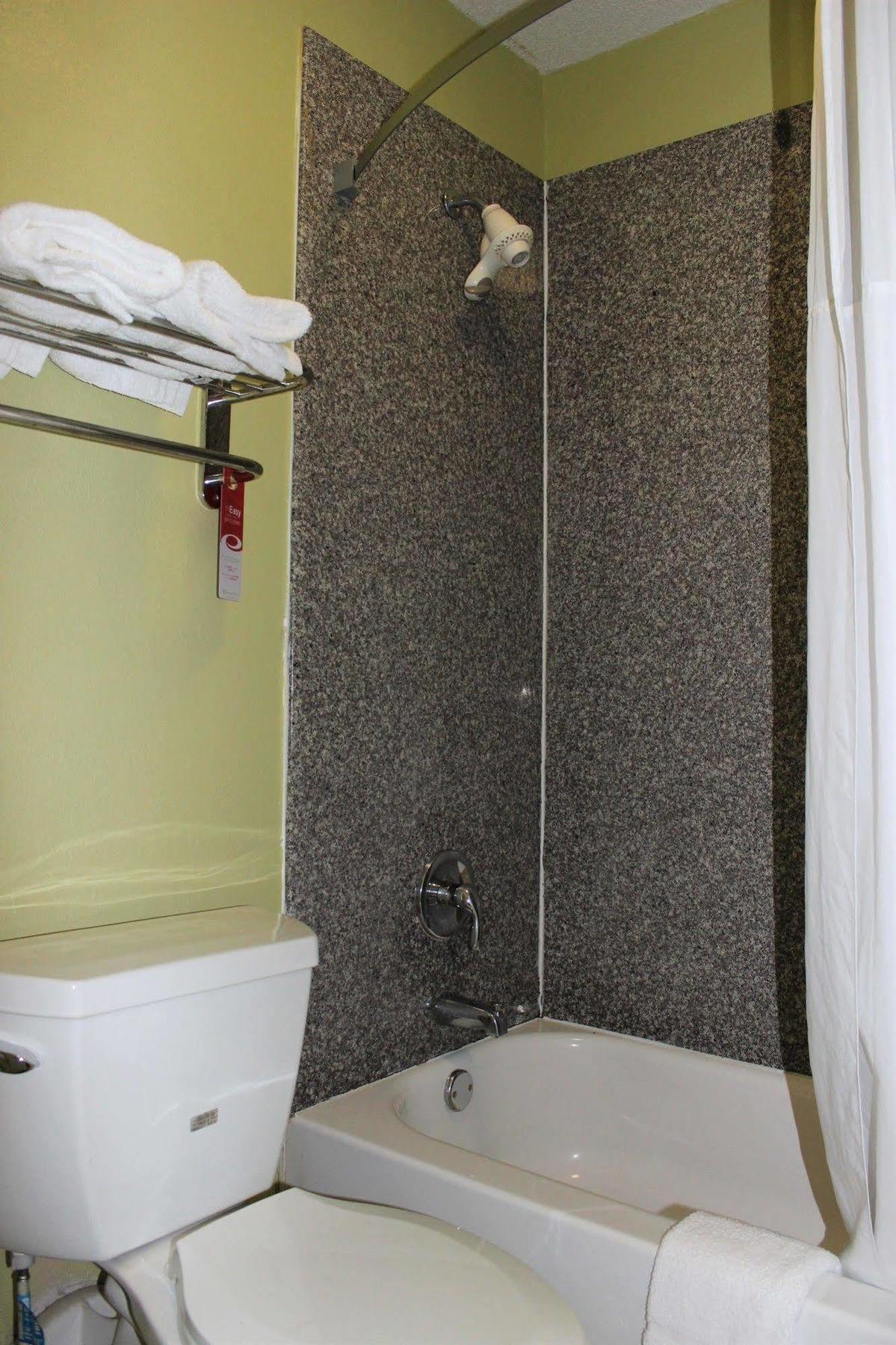 Hotel Elev8 Conroe Extérieur photo