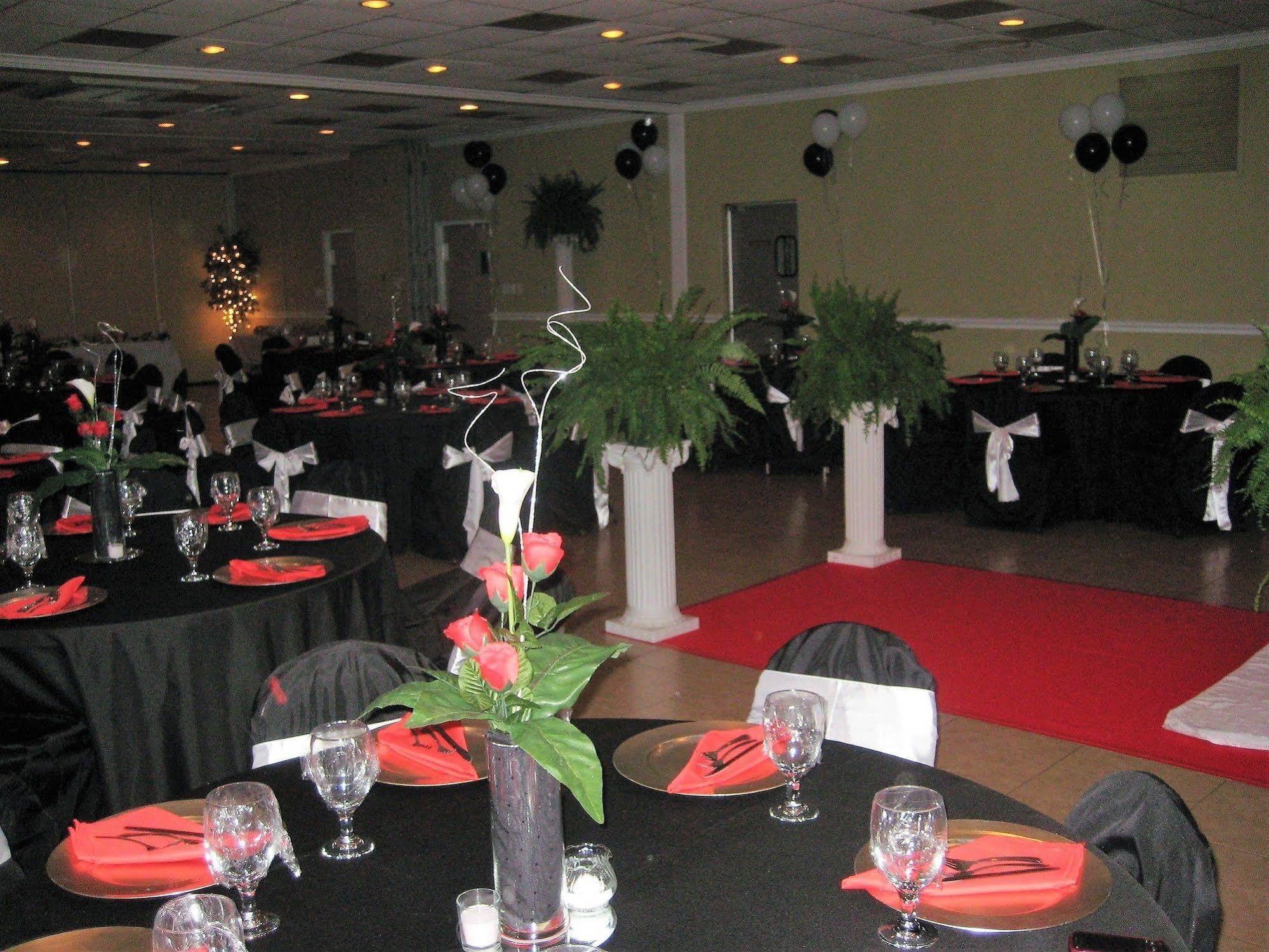 Hotel Elev8 Conroe Extérieur photo